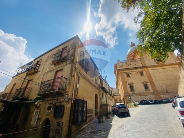 casa indipendente in vendita a Piazza Armerina