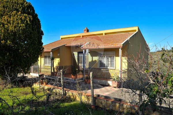 casa indipendente in vendita a Piazza Armerina