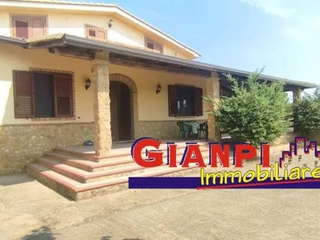 casa indipendente in vendita a Piazza Armerina