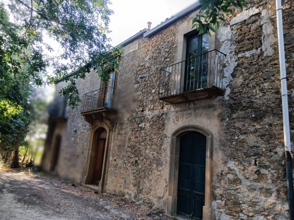 casa indipendente in vendita a Piazza Armerina in zona Santa Croce