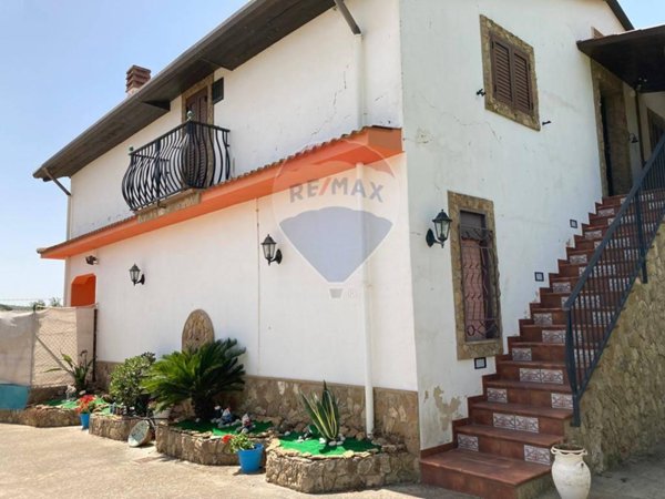 casa indipendente in vendita a Piazza Armerina