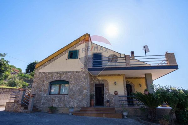 casa indipendente in vendita a Piazza Armerina