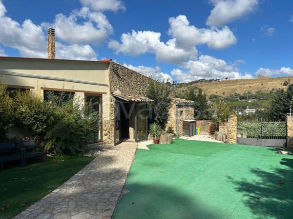 negozio in vendita a Piazza Armerina