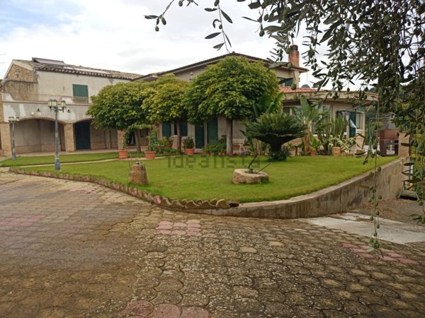 casa indipendente in vendita a Piazza Armerina