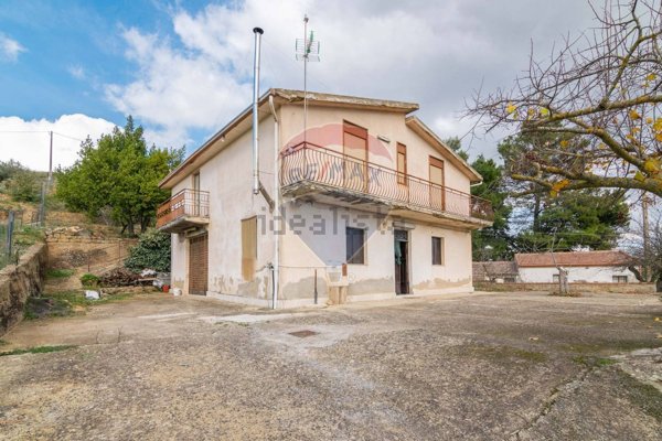 casa indipendente in vendita a Piazza Armerina