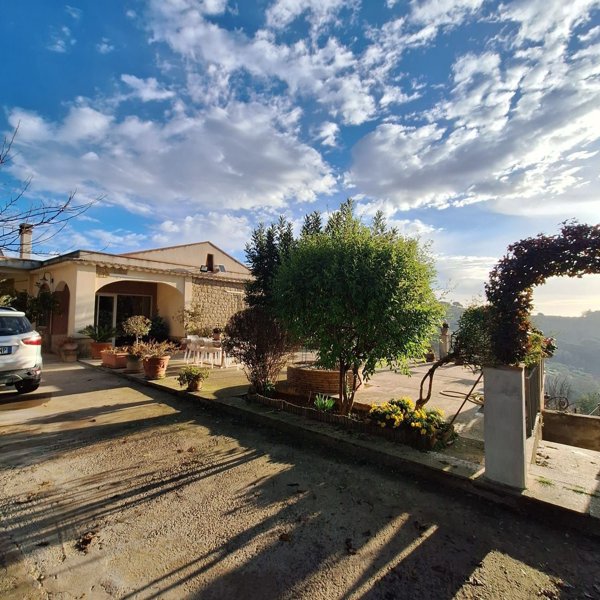 casa indipendente in vendita a Piazza Armerina