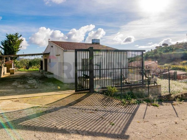 casa indipendente in vendita a Piazza Armerina