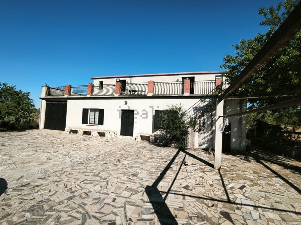casa indipendente in vendita a Piazza Armerina