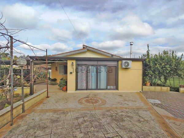 casa indipendente in vendita a Piazza Armerina