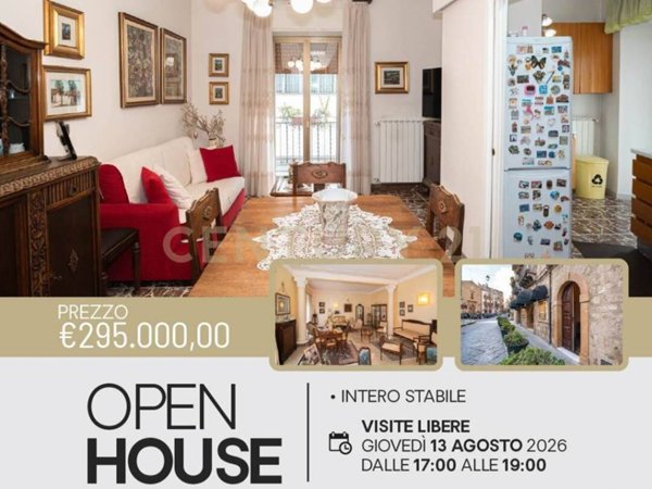 intera palazzina in vendita a Piazza Armerina in zona Azzolina