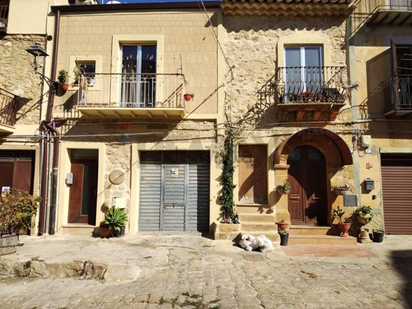 casa indipendente in vendita a Piazza Armerina