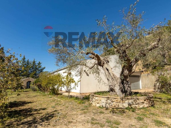 casa indipendente in vendita a Piazza Armerina