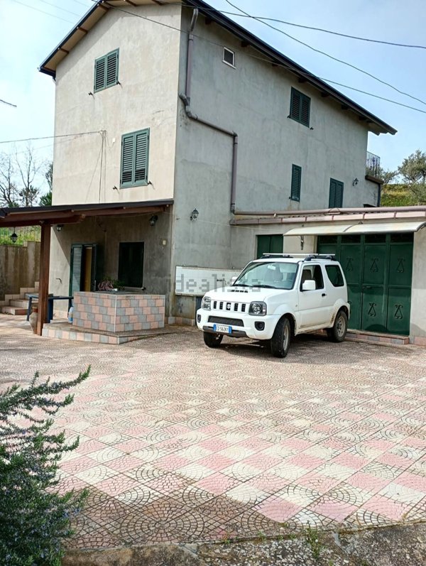 pentavano in vendita a Piazza Armerina