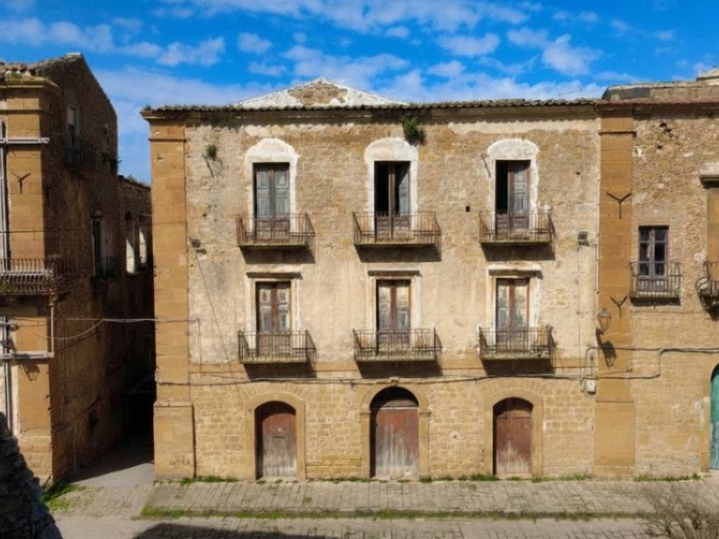 intera palazzina in vendita a Piazza Armerina