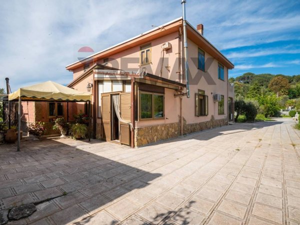 casa indipendente in vendita a Piazza Armerina