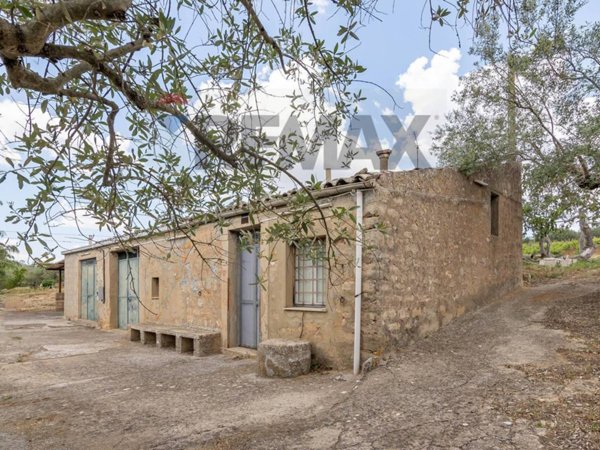 casa indipendente in vendita a Piazza Armerina in zona Grottacalda