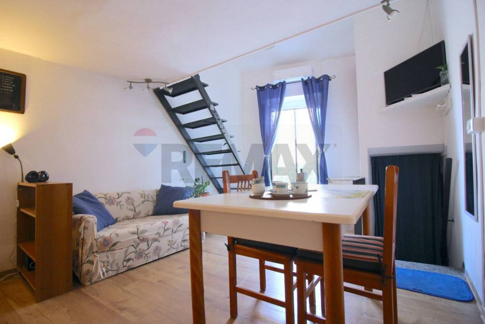 casa indipendente in vendita a Piazza Armerina in zona Azzolina