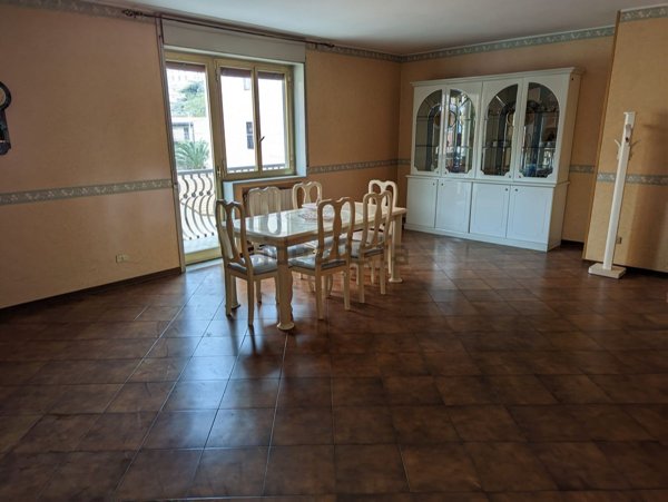appartamento in vendita a Piazza Armerina in zona Azzolina