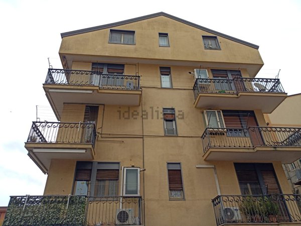 appartamento in vendita a Piazza Armerina in zona Azzolina