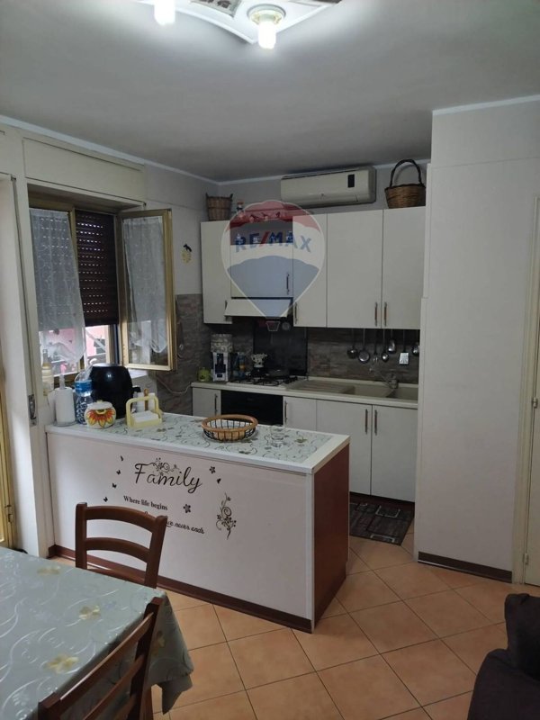 appartamento in vendita a Piazza Armerina in zona Azzolina