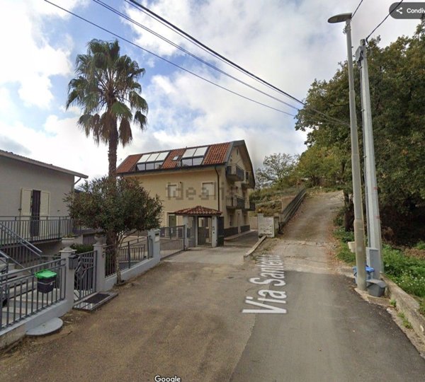 casa indipendente in vendita a Piazza Armerina in zona Azzolina
