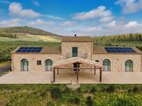casa indipendente in vendita a Piazza Armerina in zona Grottacalda