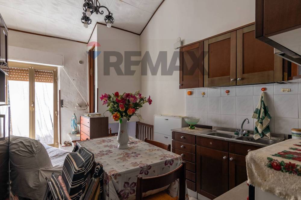 casa indipendente in vendita a Piazza Armerina in zona Azzolina