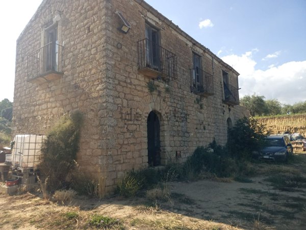 casa indipendente in vendita a Piazza Armerina in zona Santa Croce