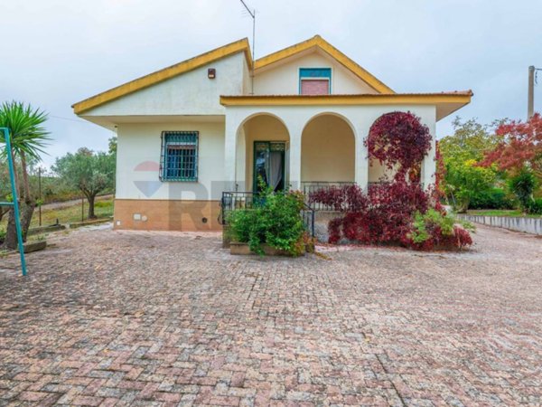 casa indipendente in vendita a Piazza Armerina