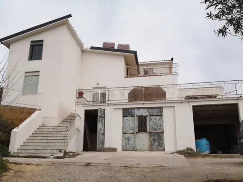 casa indipendente in vendita a Piazza Armerina