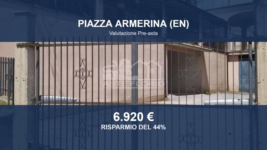 box auto in vendita a Piazza Armerina in zona Santa Croce