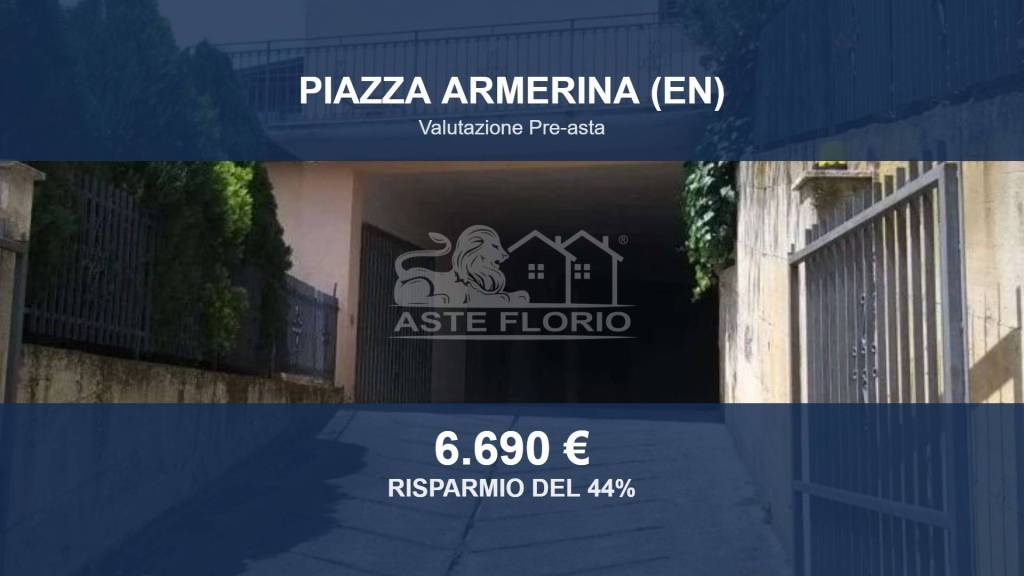 box auto in vendita a Piazza Armerina in zona Santa Croce