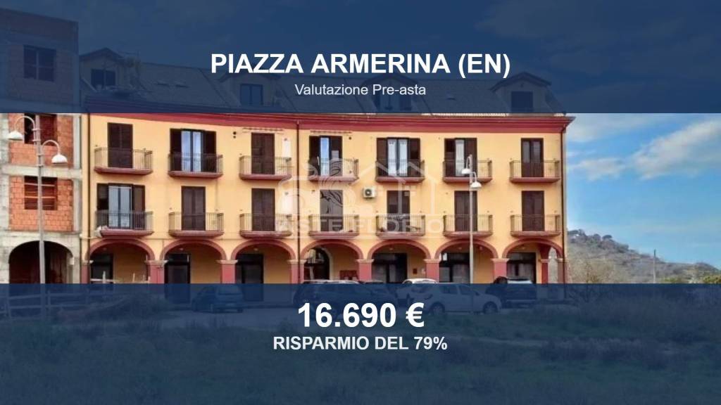 locale commerciale in vendita a Piazza Armerina in zona Azzolina