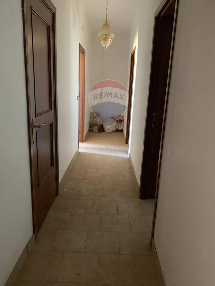 casa indipendente in vendita a Pietraperzia
