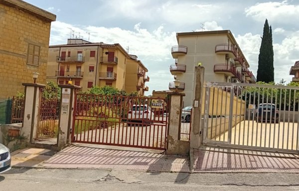 appartamento in vendita a Pietraperzia