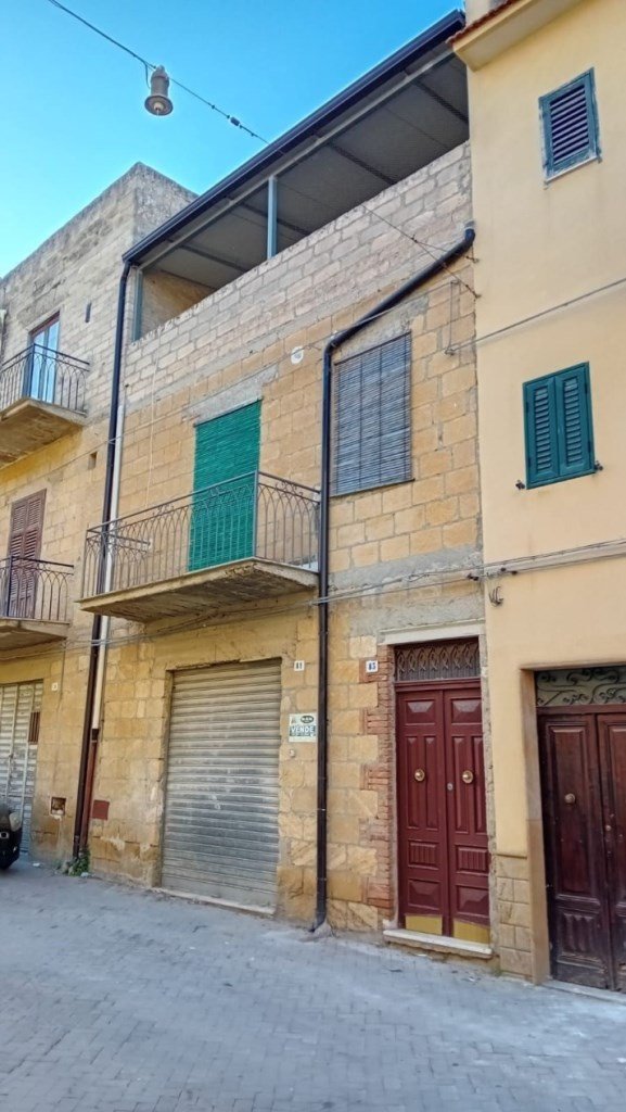 casa indipendente in vendita a Pietraperzia