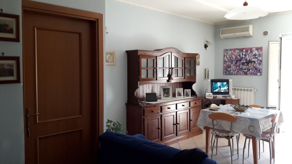 appartamento in vendita a Pietraperzia