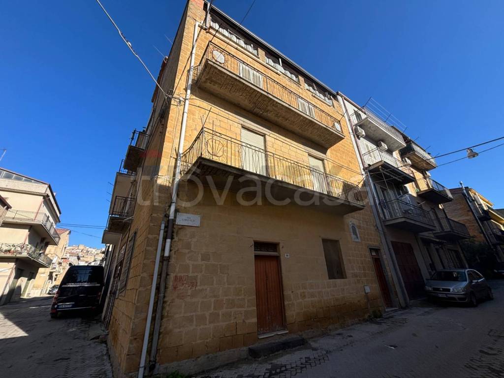 casa indipendente in vendita a Pietraperzia