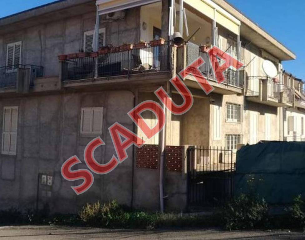 appartamento in vendita a Pietraperzia
