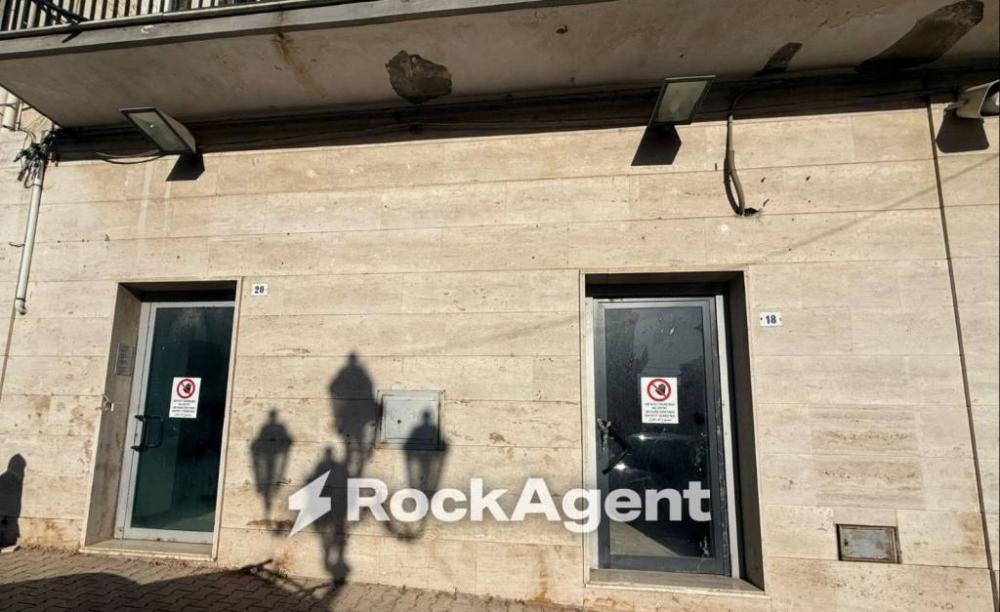 negozio in vendita a Pietraperzia