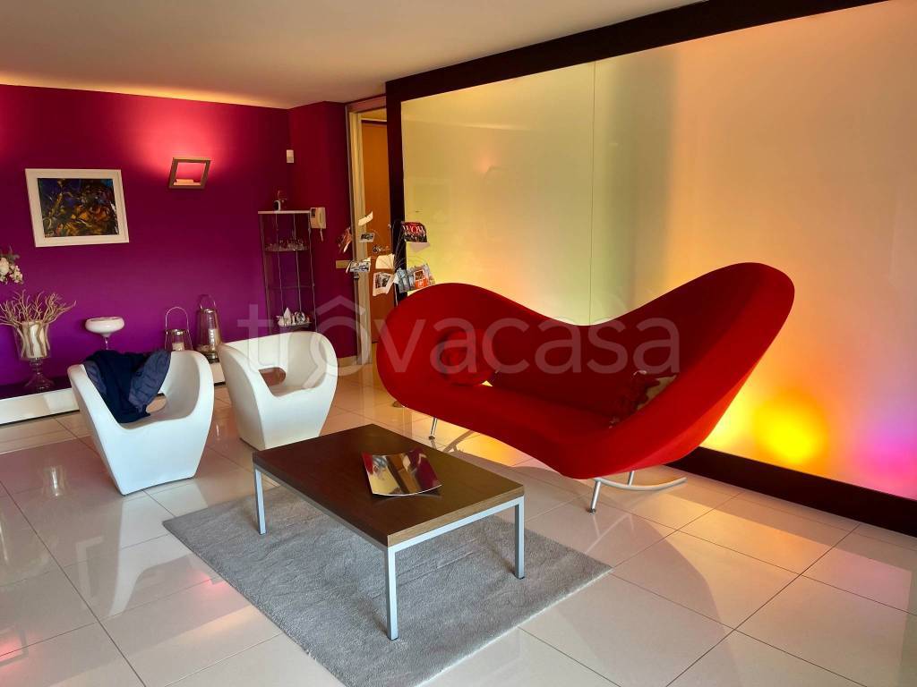 appartamento in vendita a Regalbuto