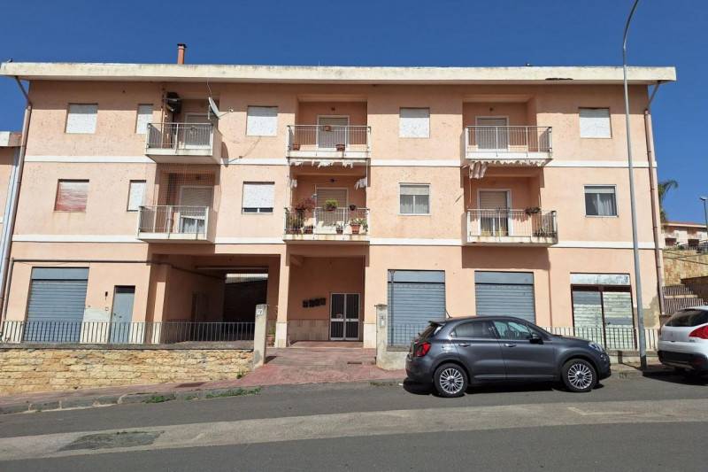 appartamento in vendita a Regalbuto