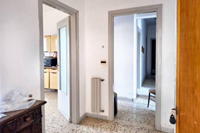 appartamento in vendita a Regalbuto
