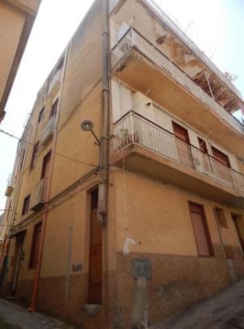 appartamento in vendita a Regalbuto