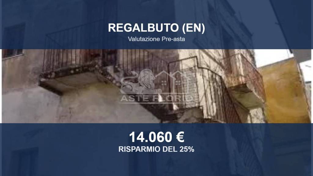 casa indipendente in vendita a Regalbuto