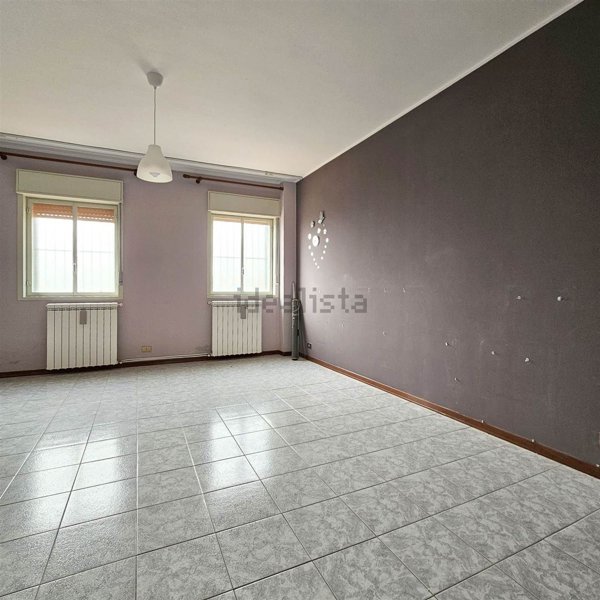 appartamento in vendita a Regalbuto