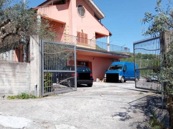 casa indipendente in vendita a Troina