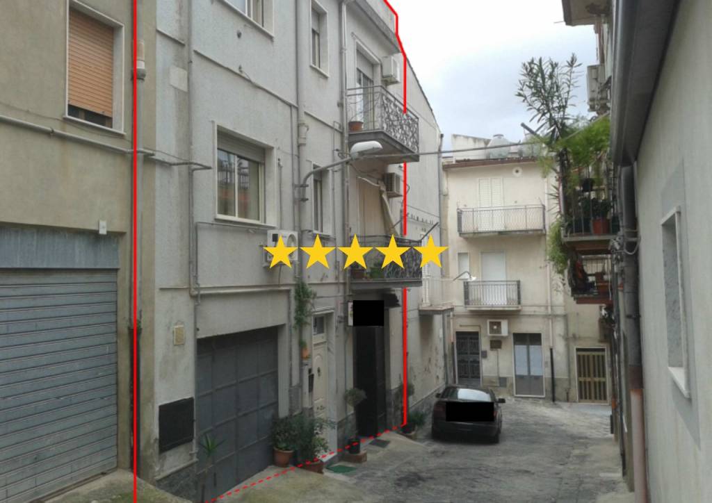 appartamento in vendita a Valguarnera Caropepe
