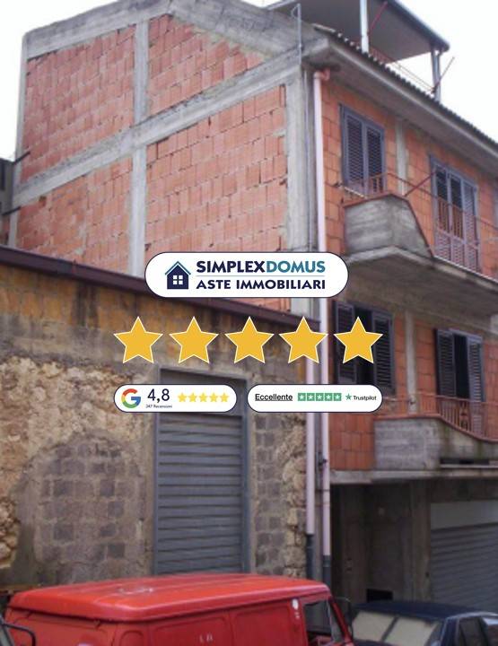 casa indipendente in vendita a Valguarnera Caropepe