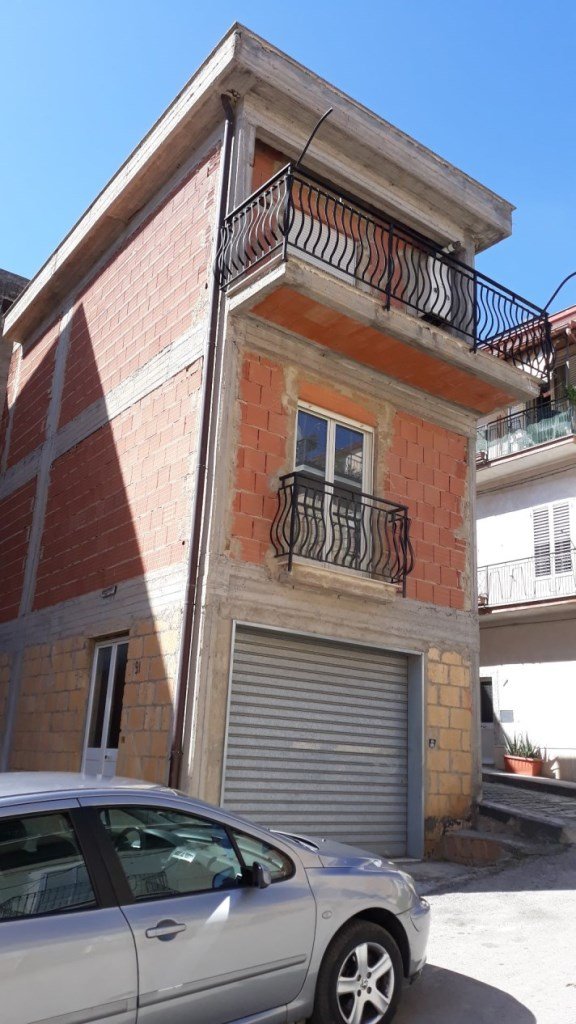 casa indipendente in vendita a Villarosa
